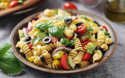 A Fresh Summer Favorite: Easy Pasta Salad for Backyard Hangouts & Weeknight Dinners